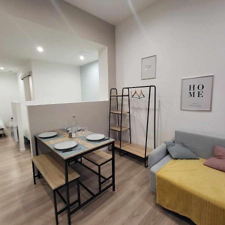 Appartement Canada 1 วาลองเซียนส์ ภายนอก รูปภาพ