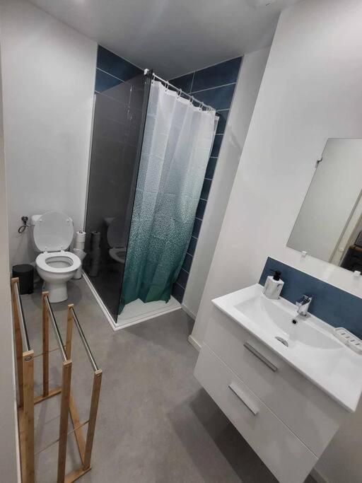 Appartement Canada 1 วาลองเซียนส์ ภายนอก รูปภาพ